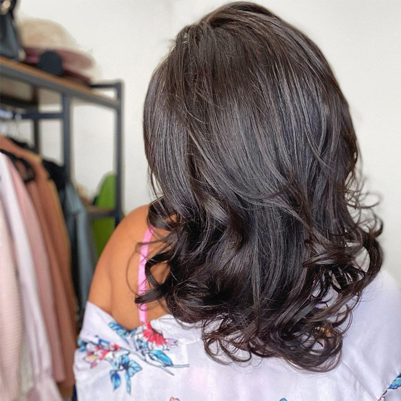 Ready-to-wear wigs Elegant bob wigs Side parted wavy hairstyle